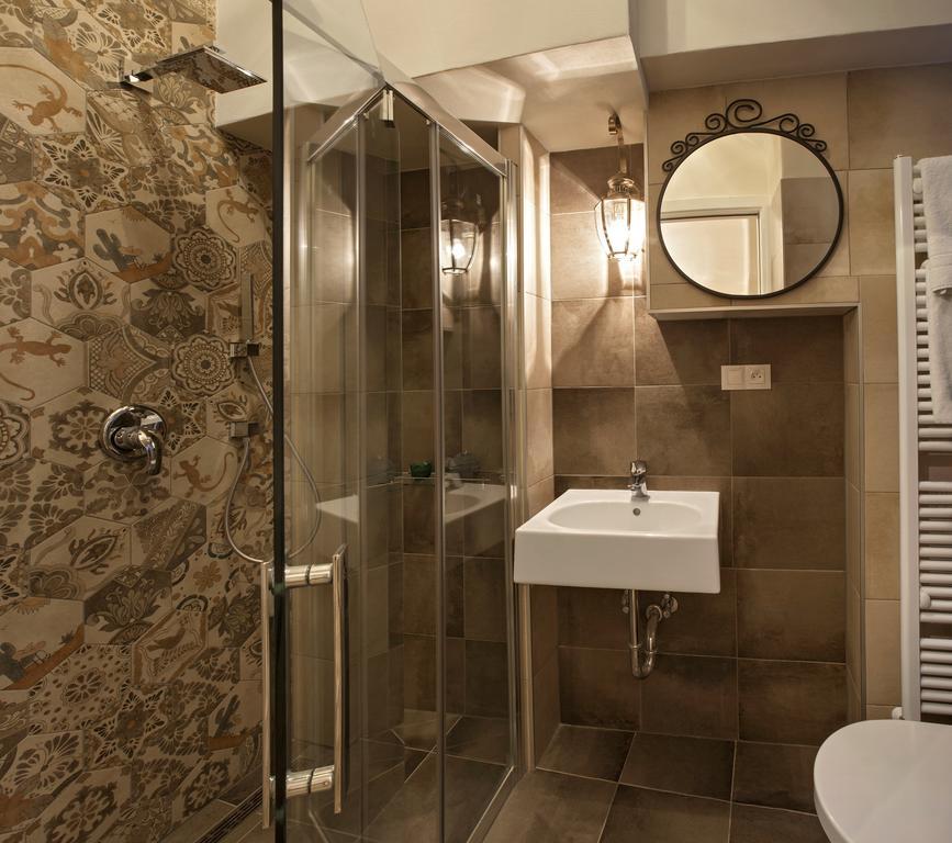 Igor And David Apartments Prague Room photo